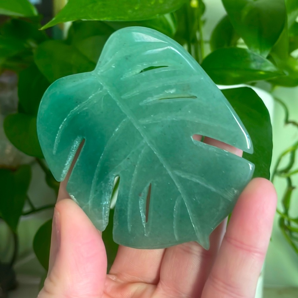 New! Monstera leaf green adventurine crystal carving